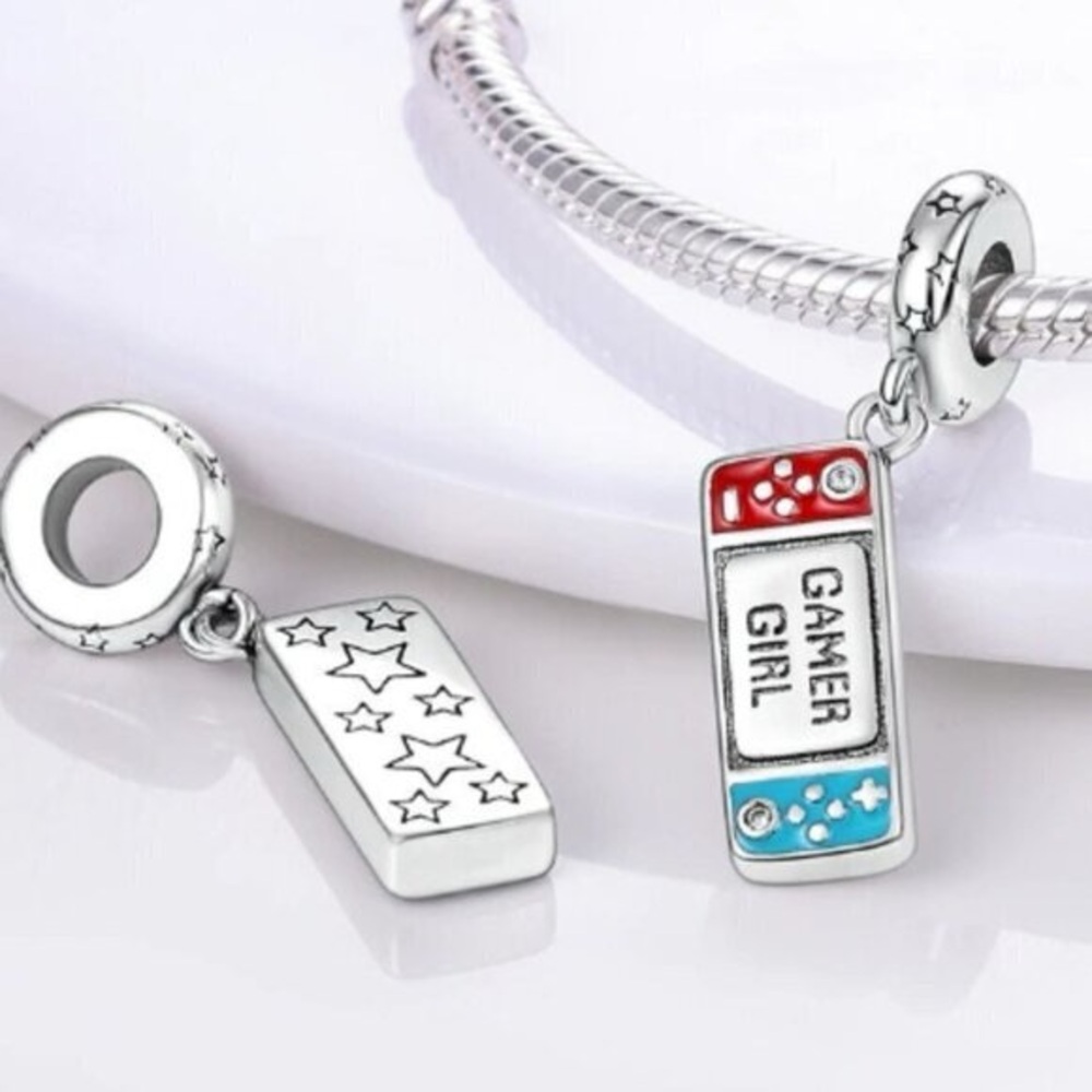 Silver Gamer Girl Star Earrings - Picture 4 of 4